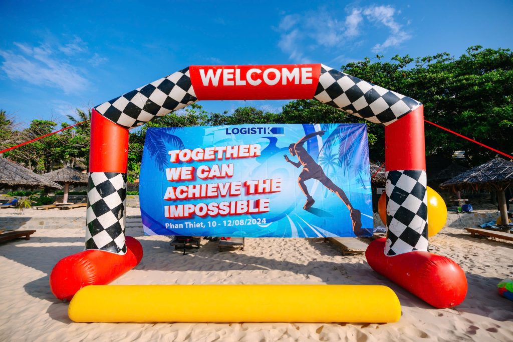 At Logistik Unicorp Viet Nam